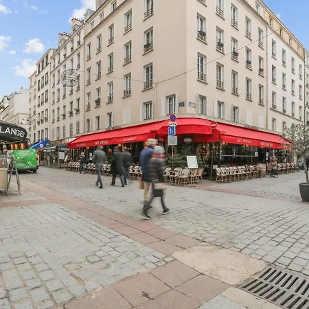 Eiffel Tower & Invalides - Cityapartmentstay