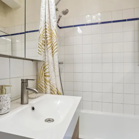 Apartment Eiffel Tower & Invalides - Cityapartmentstay *